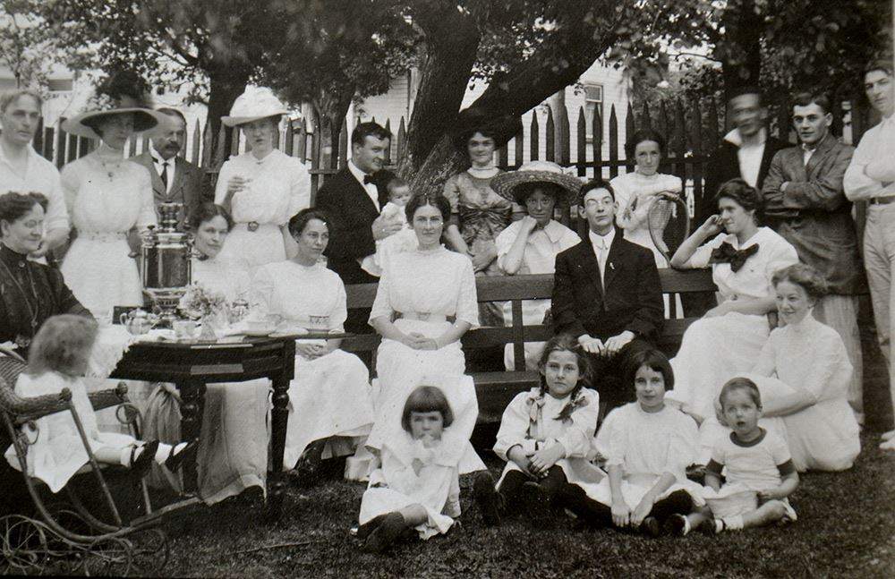 Members of the Aurora Lawn Tennis Club in 1911.